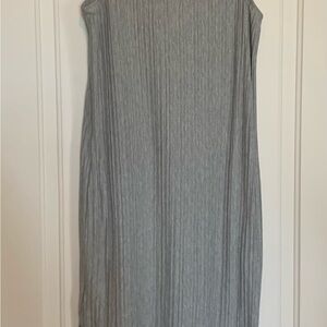 a new day Gray Sleeveless Midi Dress